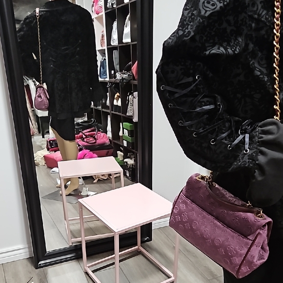 Guess Purple velvet Embossed Shoulder Bag - Picture 3 of 4